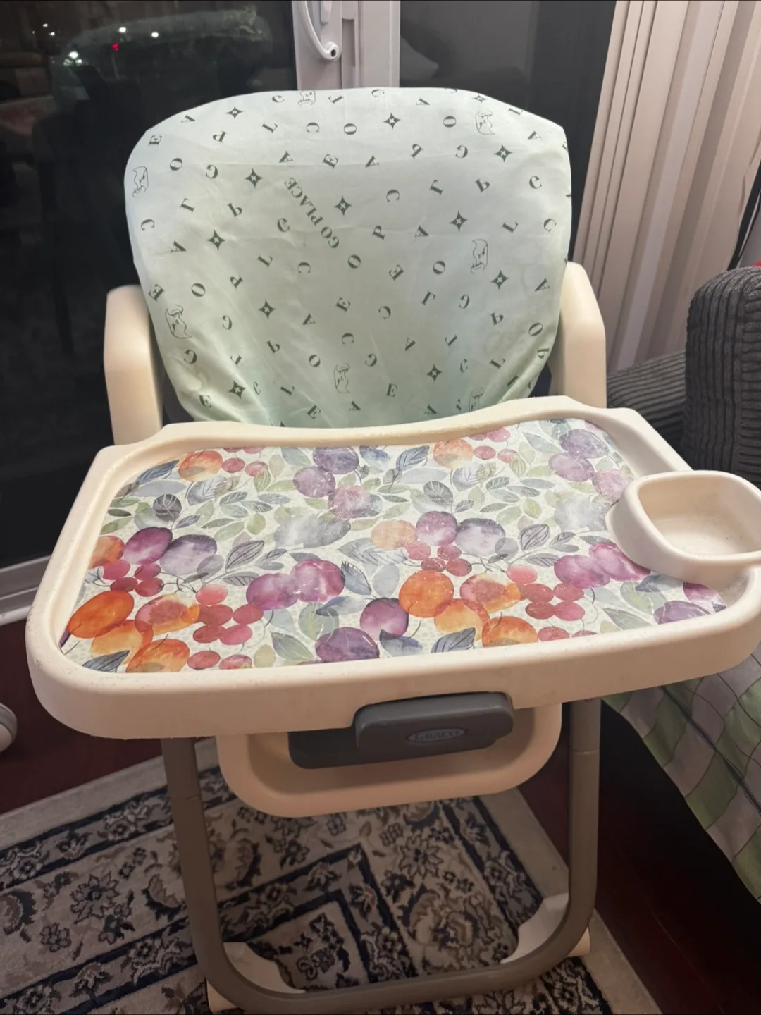 Graco Baby High Chair thumbnail