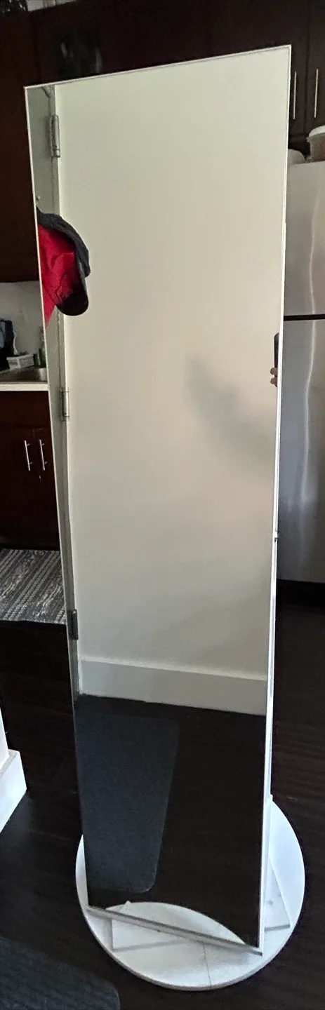 White Jewelry Armoire with Mirror image indicator(5)