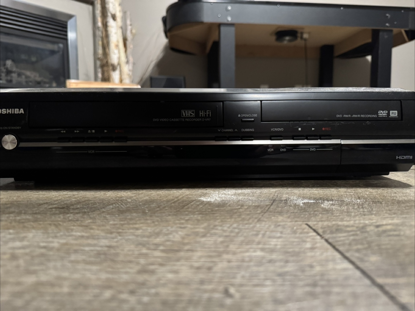 Toshiba DVD/VHS Recorder Combo Player - photo 2