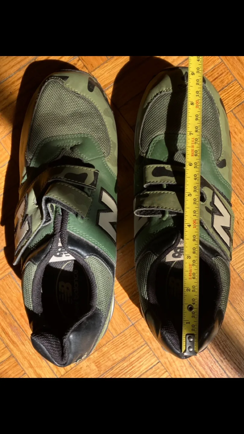 New Balance 574 V1 Camo Sneakers Boys size 7/Womens 8.5-9 👟💚🖤🤎🇨🇦 image indicator(2)