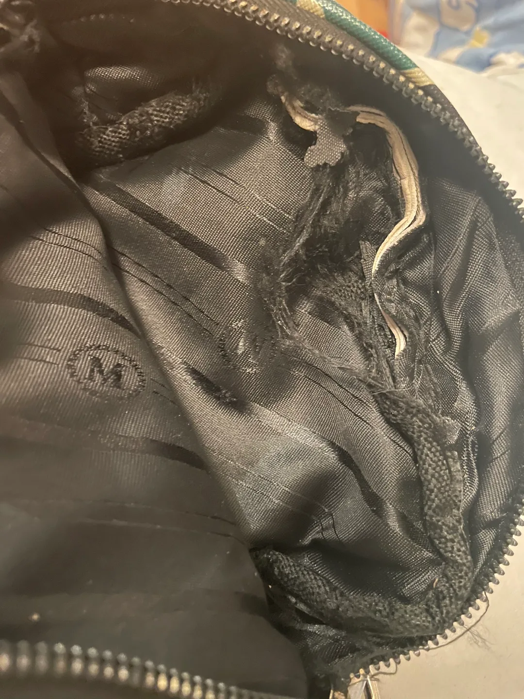 BAPE Camo Shark Shoulder Bag image indicator(3)