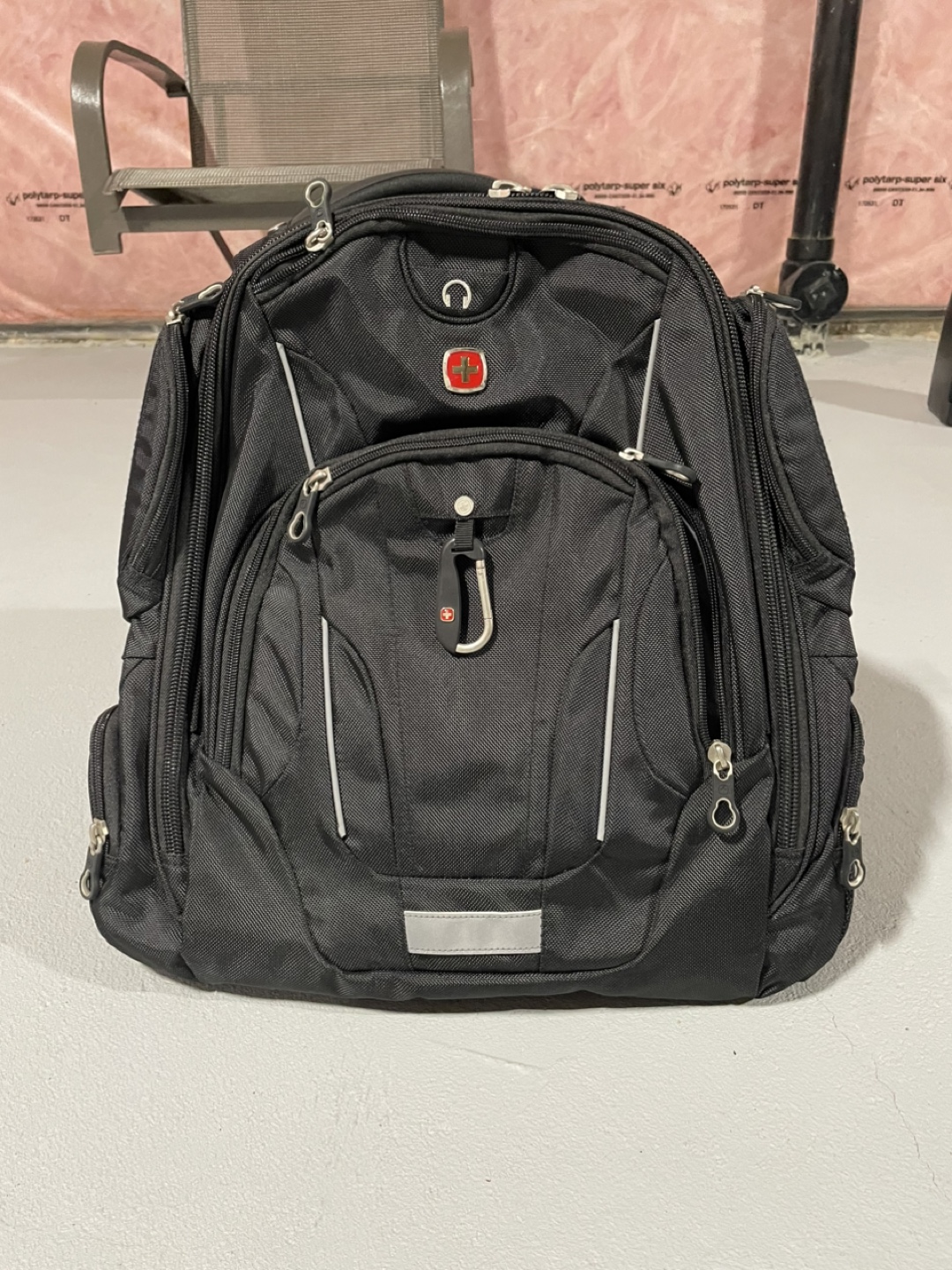 SwissGear Black Laptop Backpack Fits 17.3"