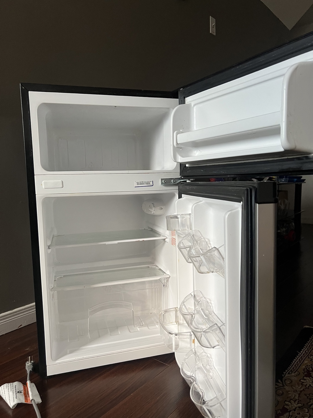 Frigidaire Two Door Mini Fridge - photo 4