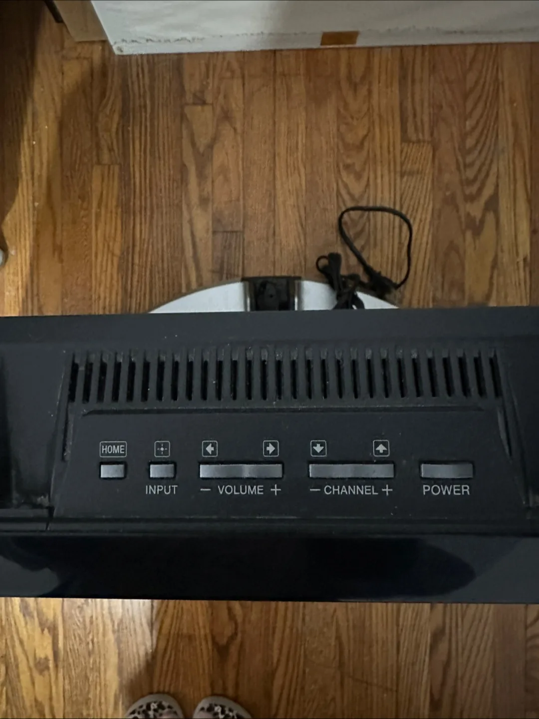 Sony Bravia 32" LCD Digital Colour TV image indicator(4)