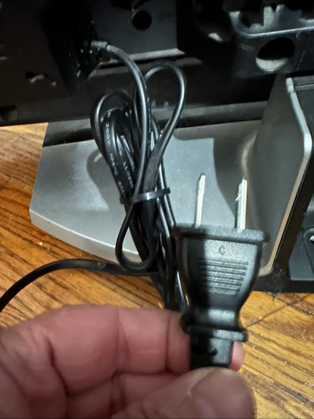 Sony Bravia 32" LCD Digital Colour TV image indicator(8)