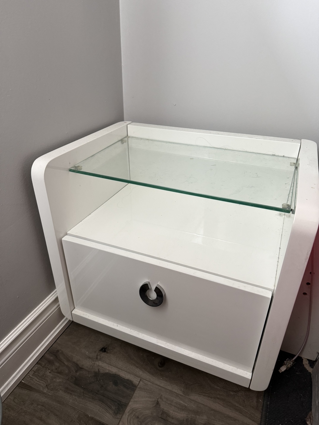 White Dresser and Headboard - photo 4
