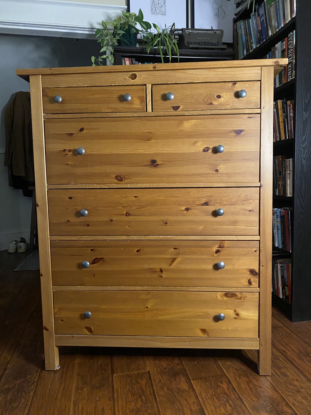 FREE DELIVERY: Large Pine Dresser $170 (HRM)