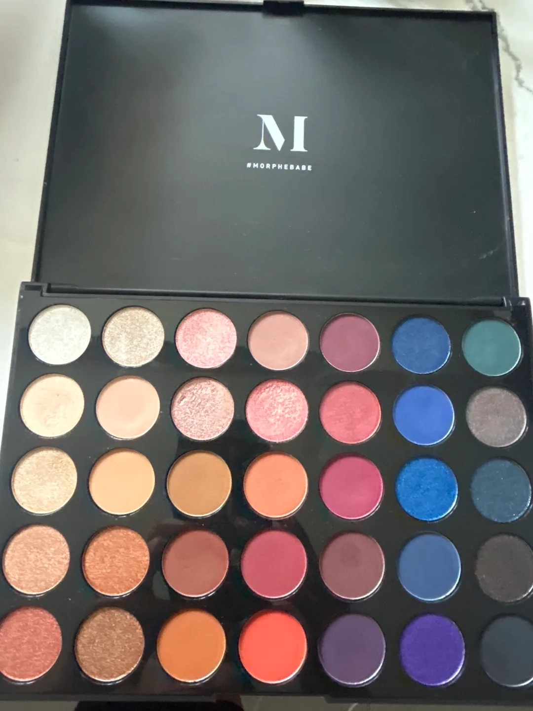 Morphe 35V Stunning Vibes Artistry Palette thumbnail