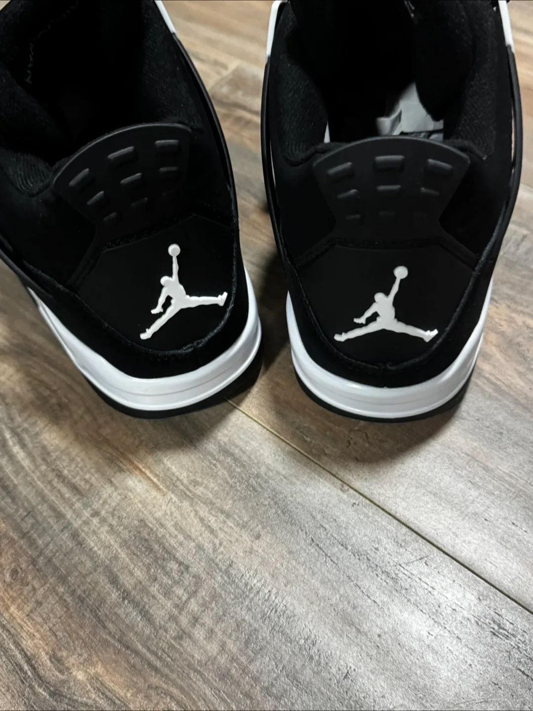 Air Jordan 4 Retro Black Cat Shoes image indicator(3)