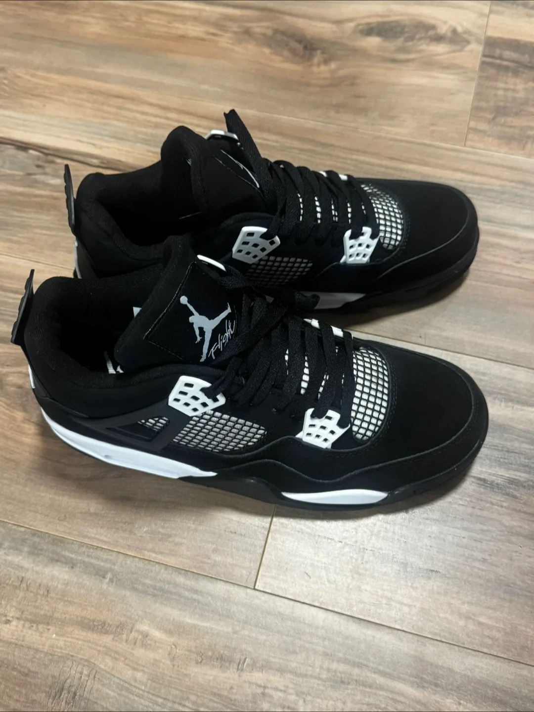 Air Jordan 4 Retro Black Cat Shoes image indicator(6)