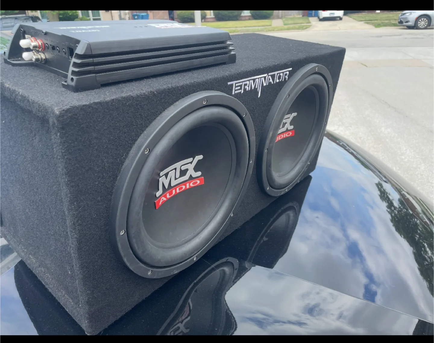 MTX Audio Terminator Subwoofer & Amplifier thumbnail