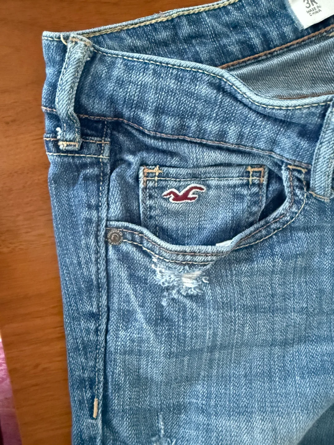 Hollister Jeans Size 26/31 image indicator(4)