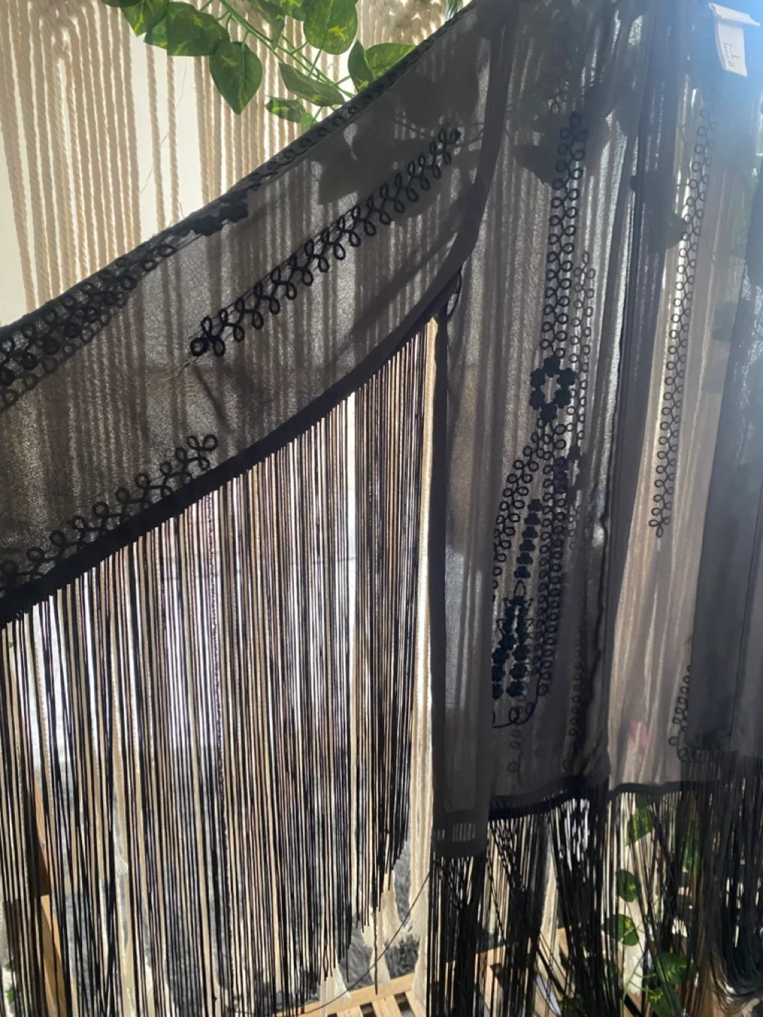 H&M charcoal grey Fringe Kimono - Size 4 image indicator(6)