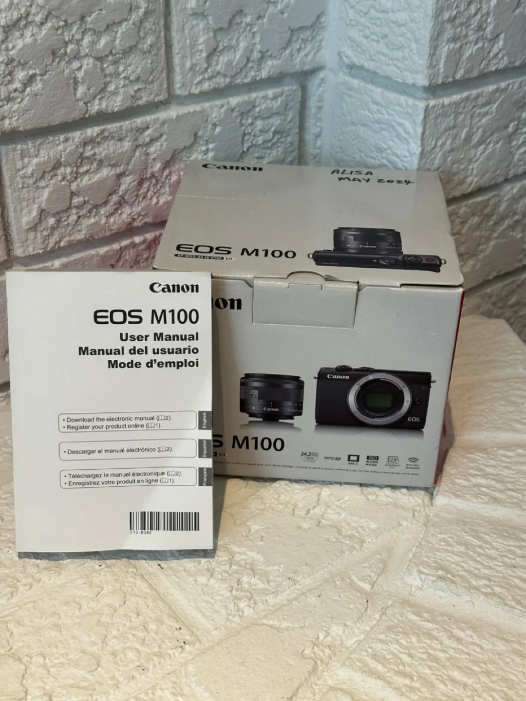 Canon EOS M100 Camera with 15-45mm Lens, Black image indicator(6)