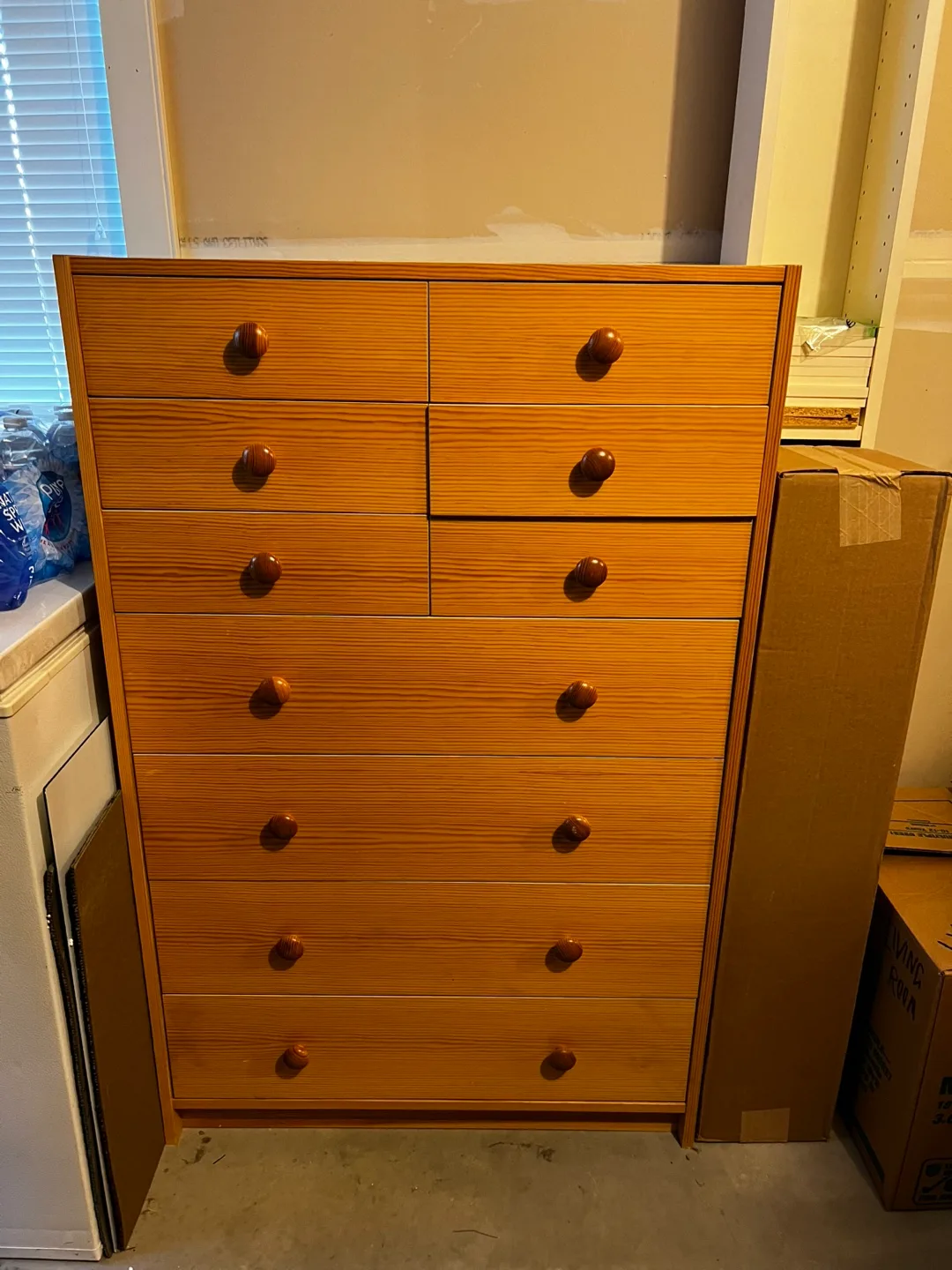 10-Drawer Dresser thumbnail
