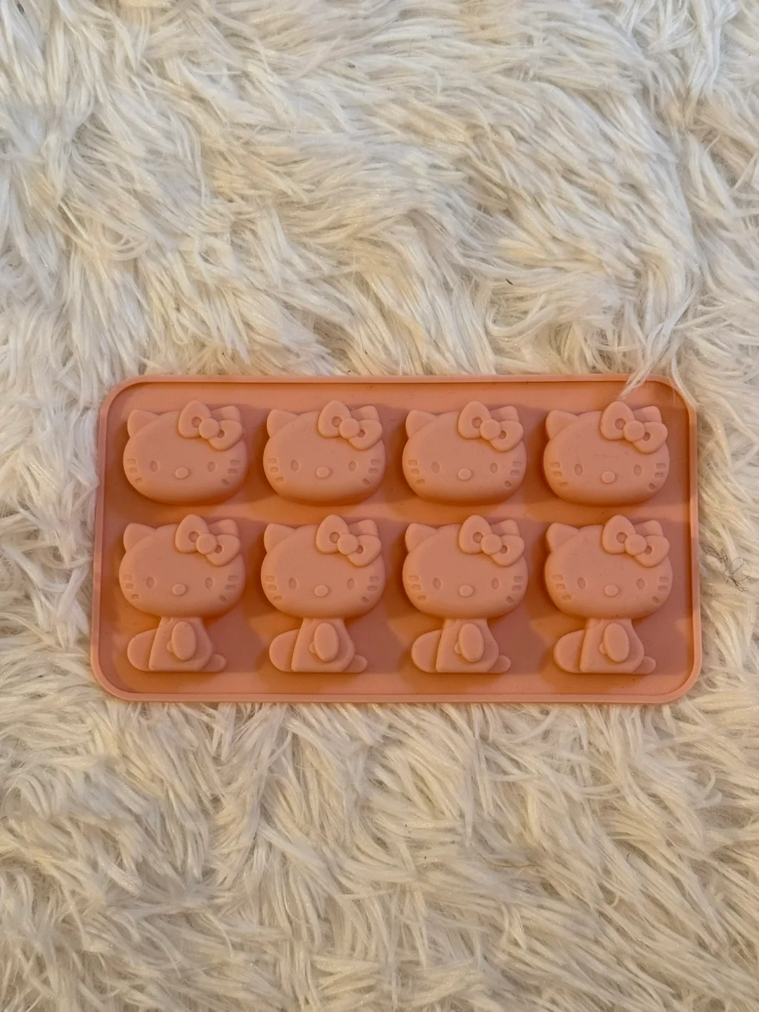 Hello Kitty Silicone Mold thumbnail