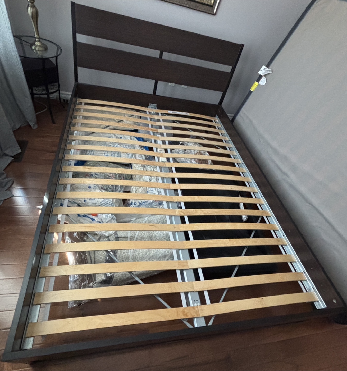 IKEA Malm Bed Frame & foam mattress - Queen Size - photo 5