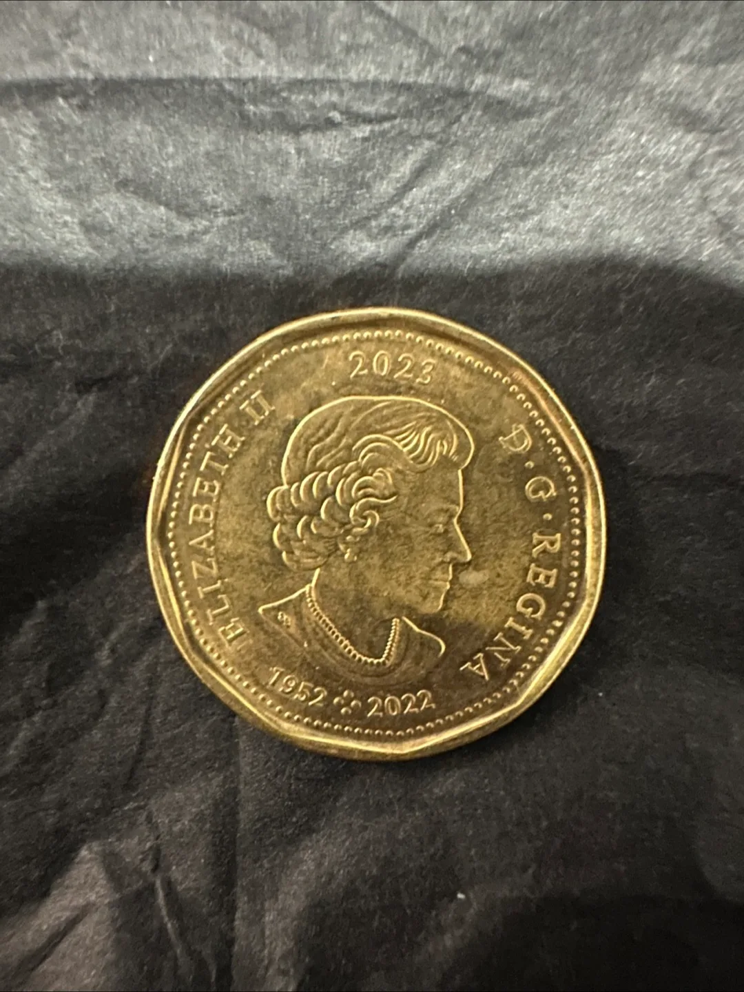 Canadian Dollar Coins - 2017 & 2022 image indicator(6)