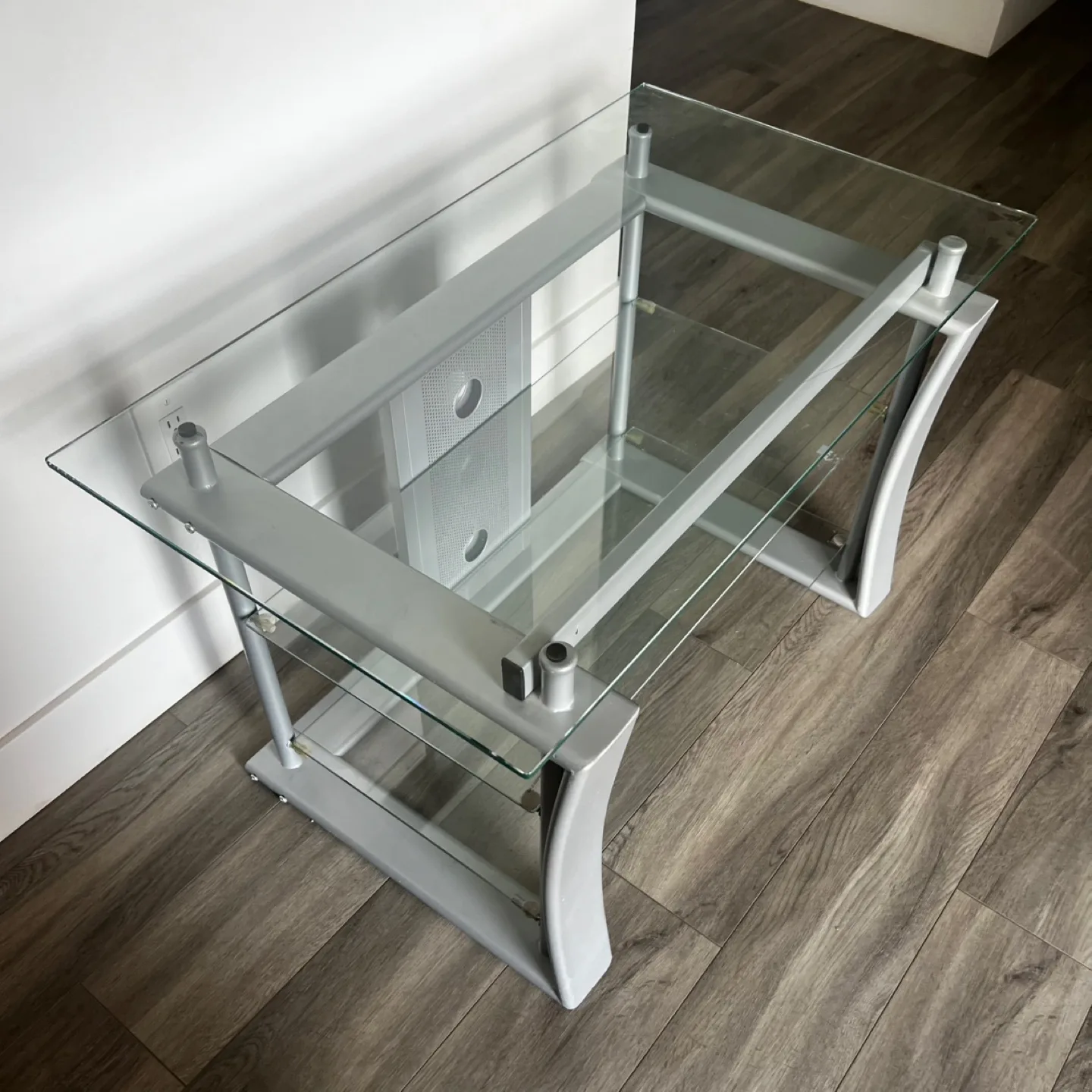 TV Stand Glass thumbnail