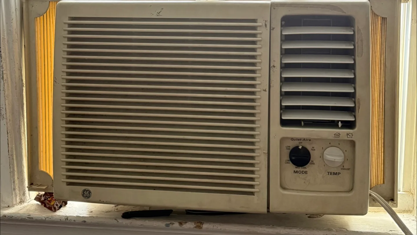 GE Quiet-Aire Window Air Conditioner thumbnail