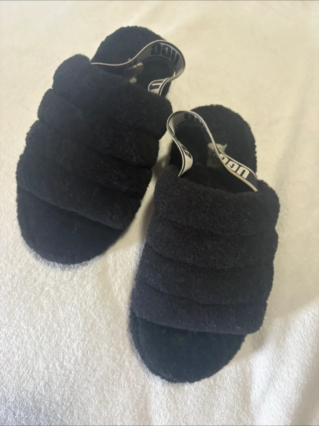 UGG Slides - Black - Size 7 thumbnail