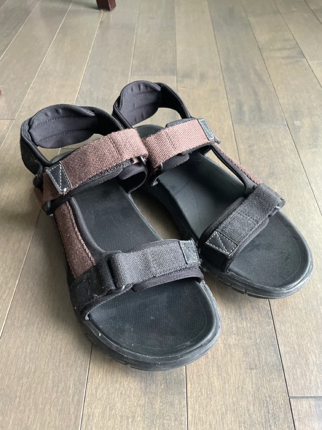 Dockers Sandals Size 10M thumbnail