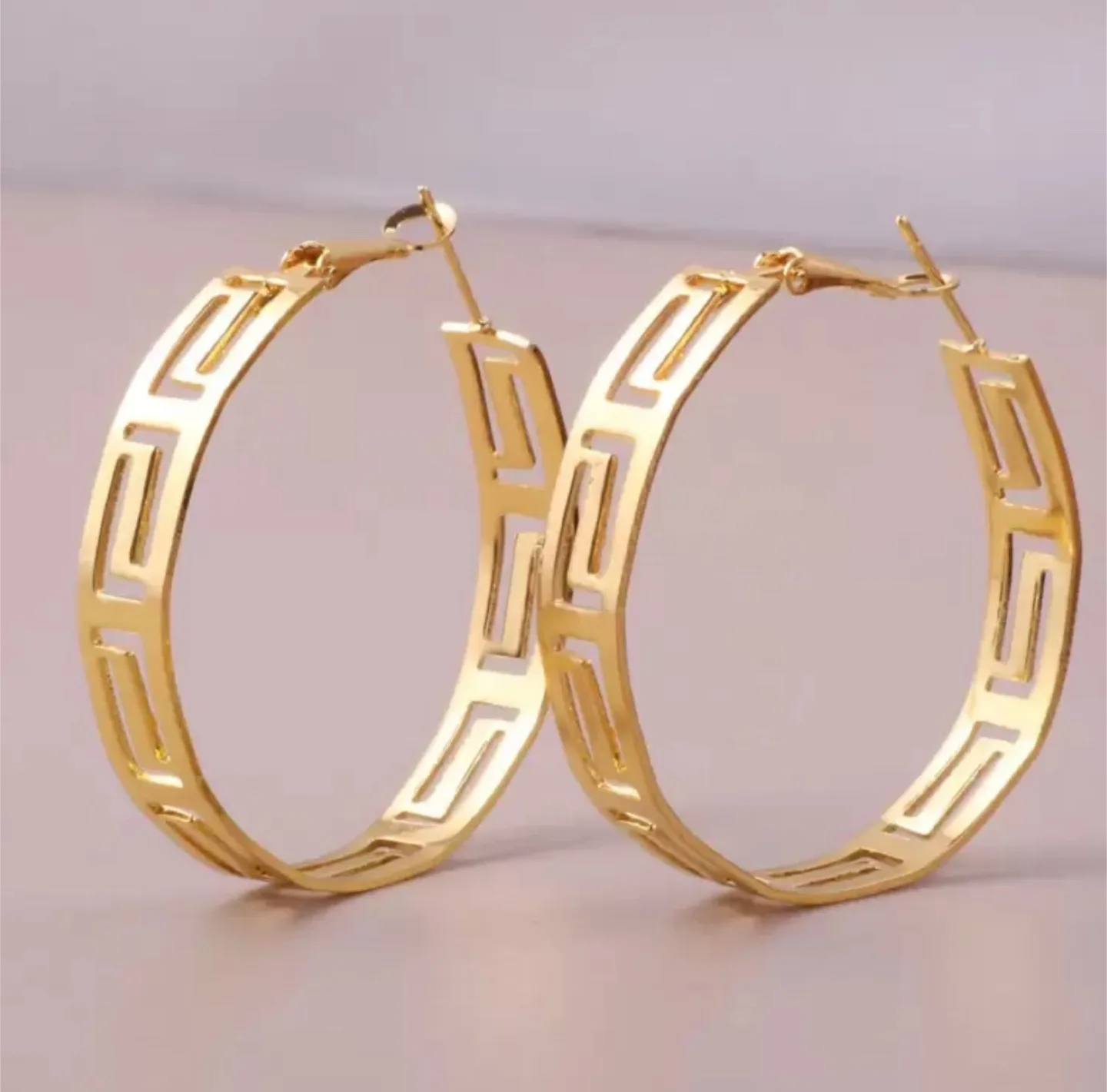 Gold Greek Key Bracelet and Ring Set image indicator(4)