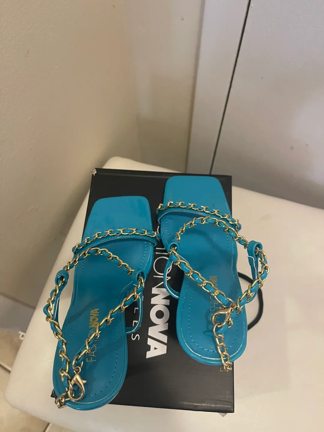 Fashion Nova Sweeter Than Honey Mules - Size 6.5 image indicator(4)