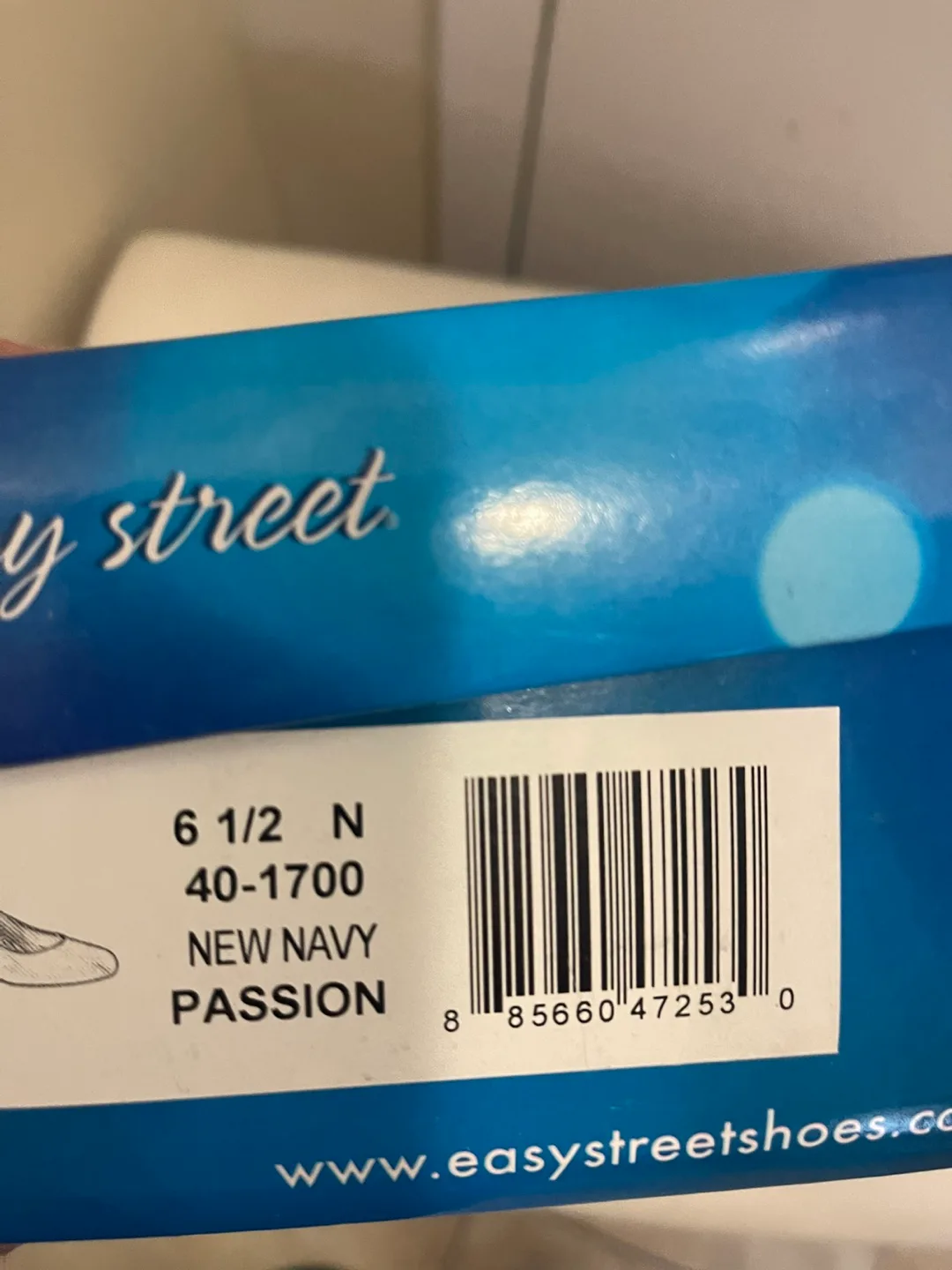 Easy Street Passion Heels - Size 6.5, Navy image indicator(3)