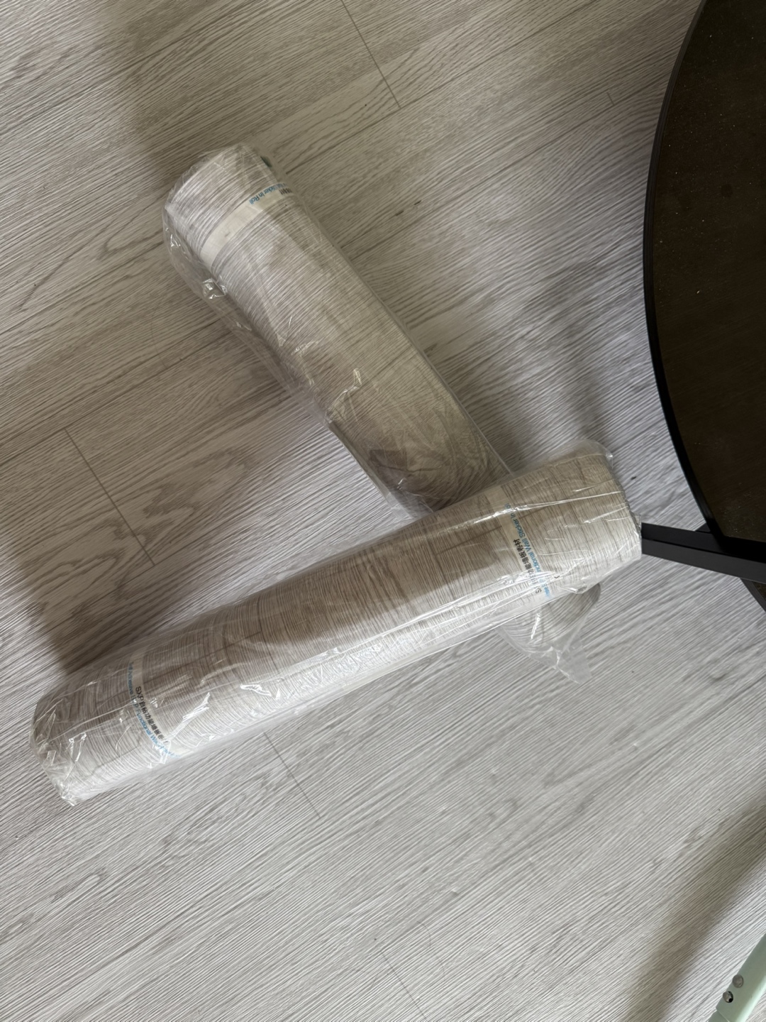 Peel and stick -Wood Grain Pattern