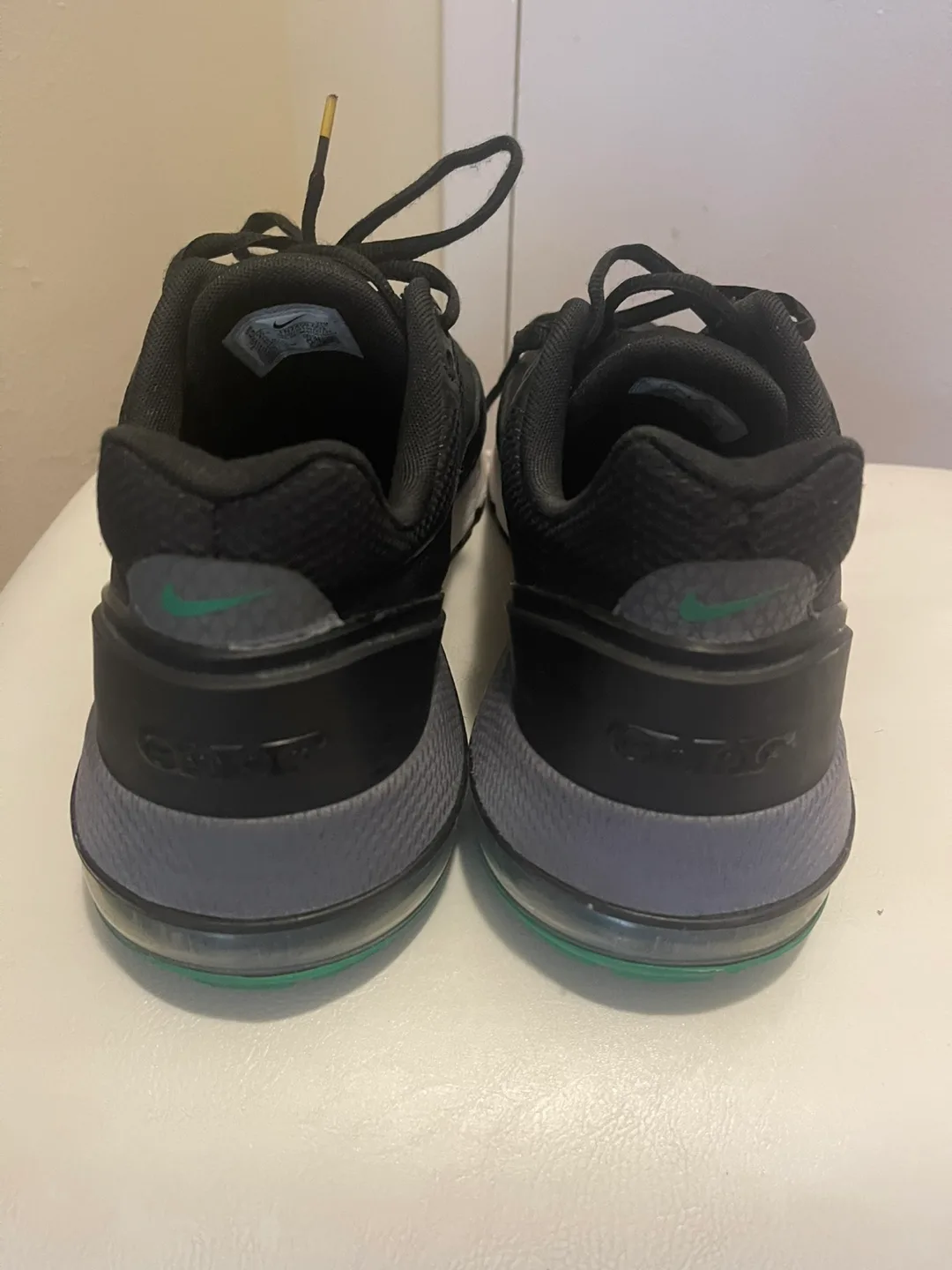 Nike Air Max LTD 3 Golf Shoes - Black/Green image indicator(2)
