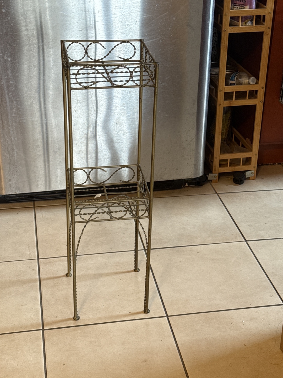 Vintage Metal Plant Stand - photo 3