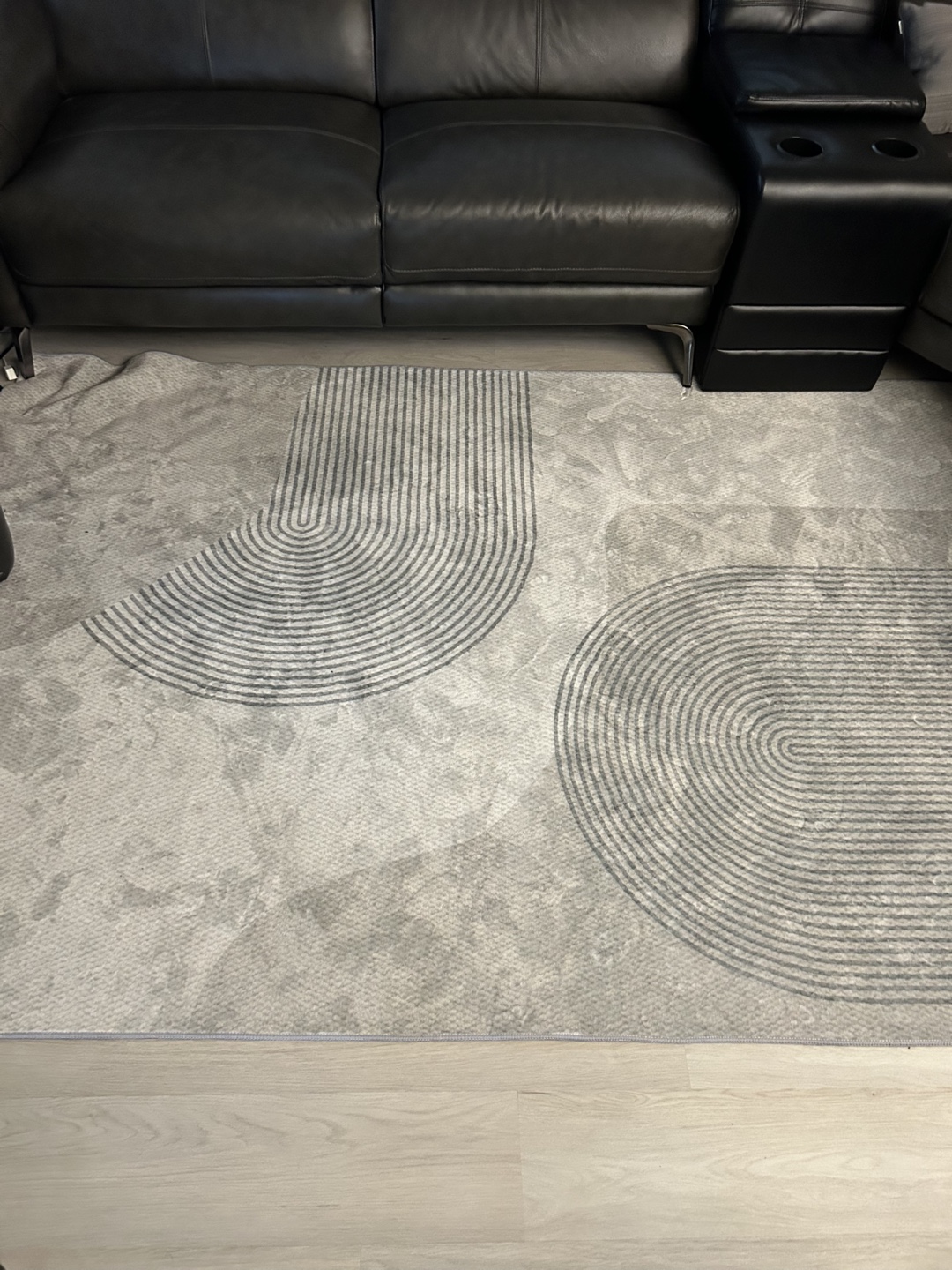 Grey Abstract Pattern Rug