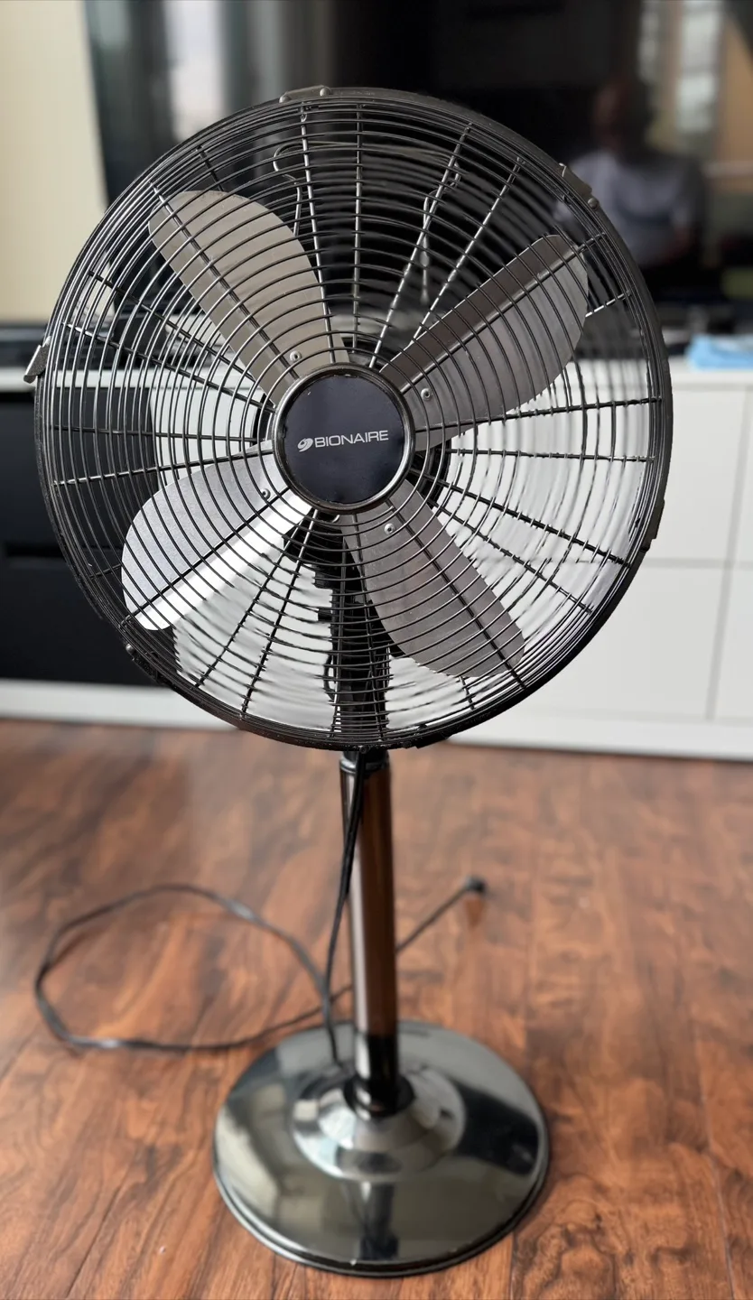 Bionaire Electric Fan - Black 🇨🇦 thumbnail