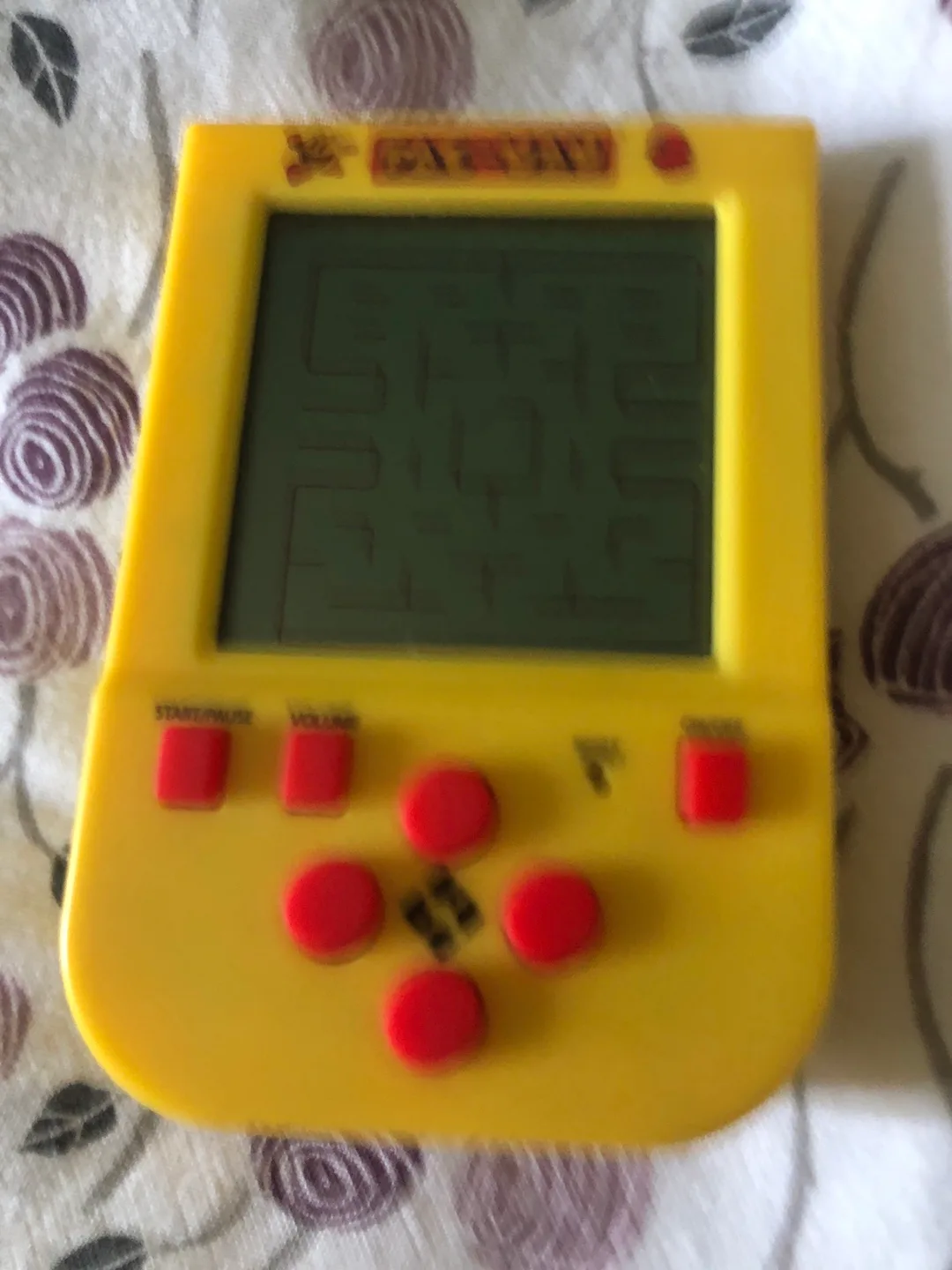 Pac-Man mini arcade game thumbnail