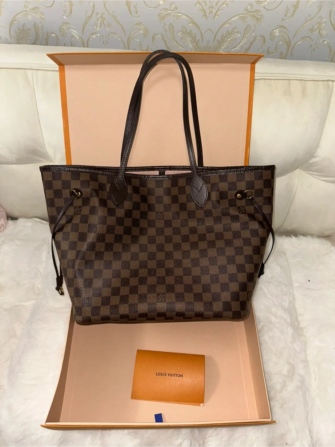 Louis Vuitton Neverfull MM Damier Ebene thumbnail