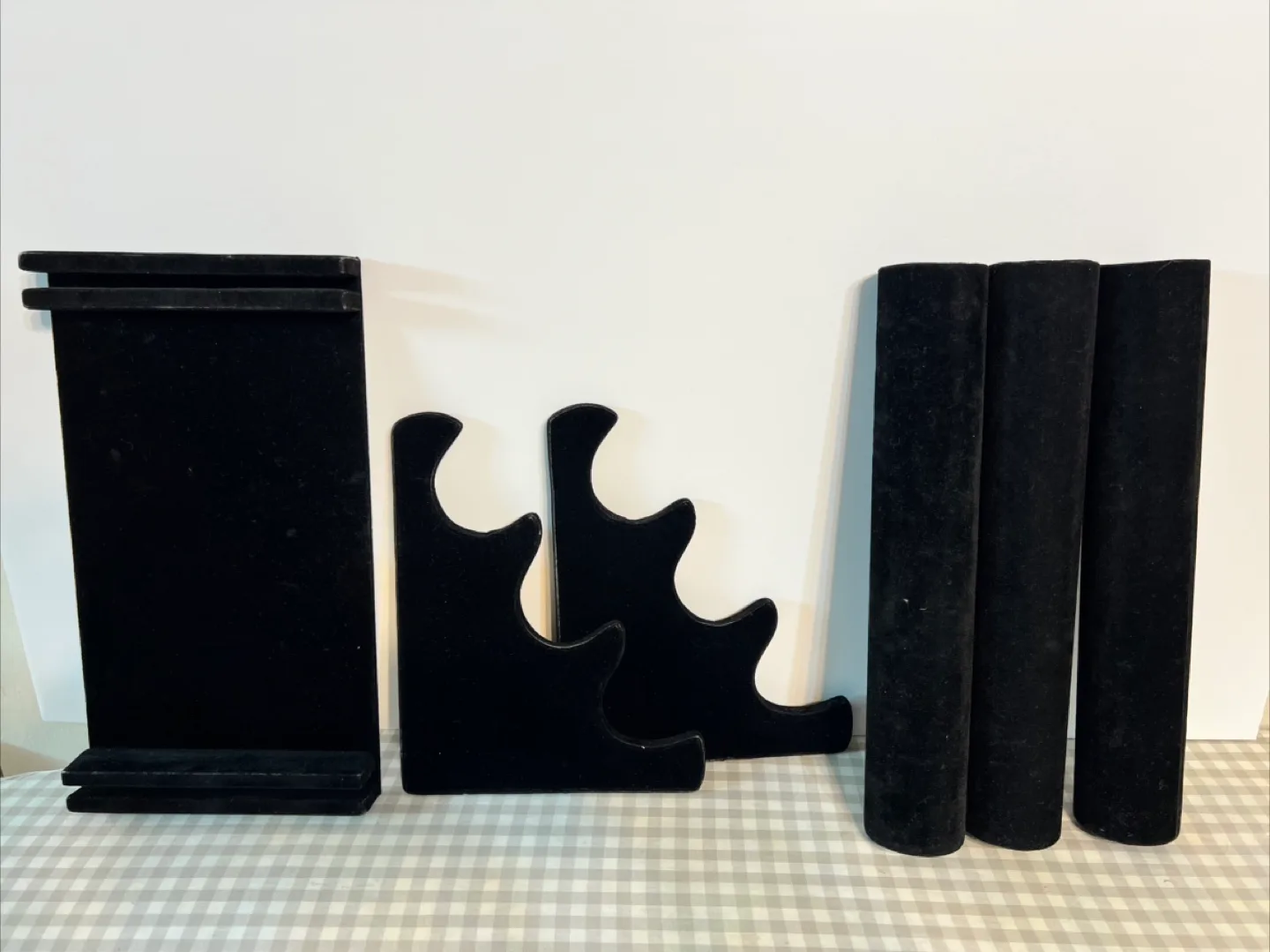 Black Velvet 3-Tier Jewelry Display Stand image indicator(7)