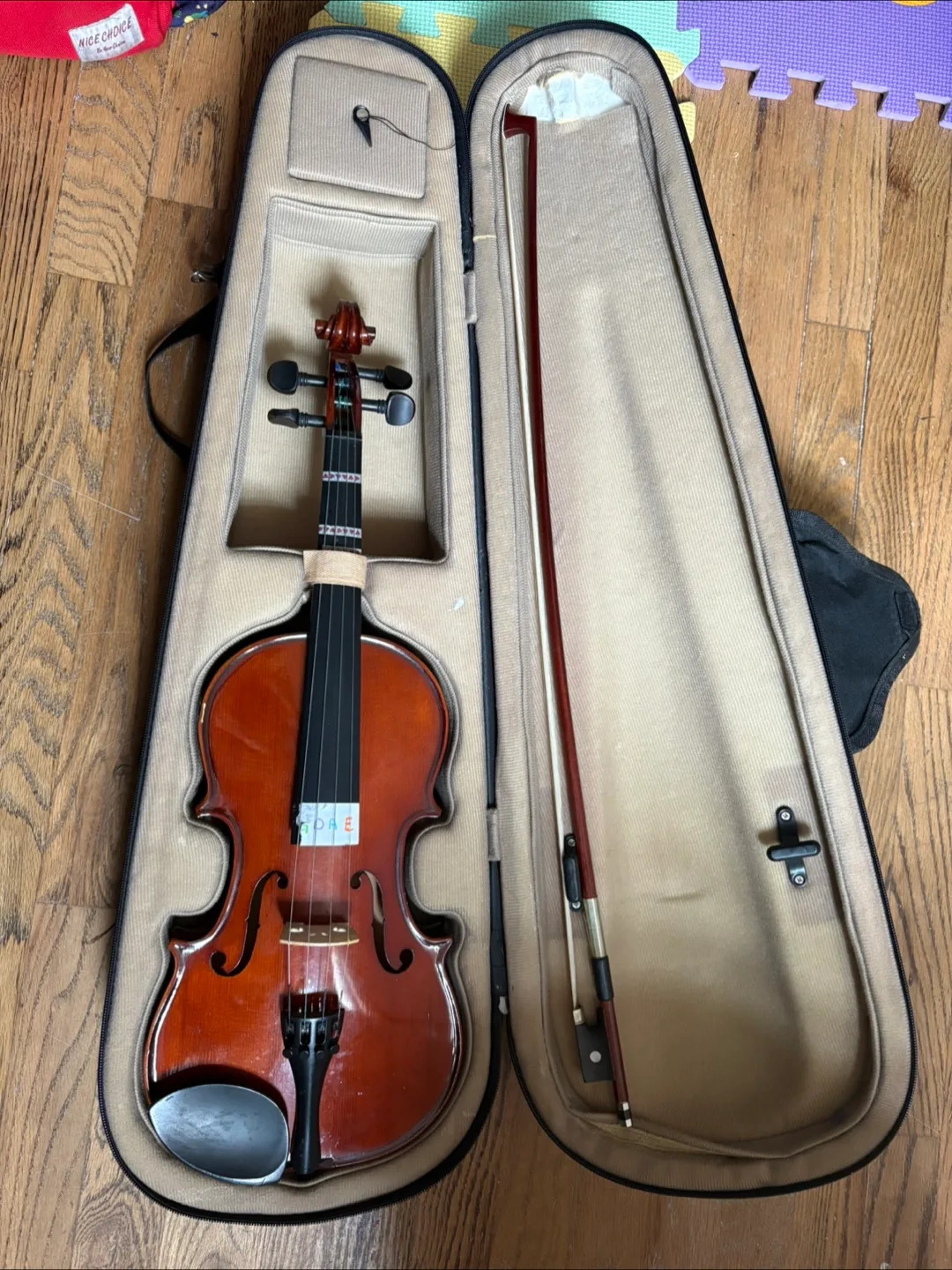 Training Violin with Bow and Hard Case thumbnail