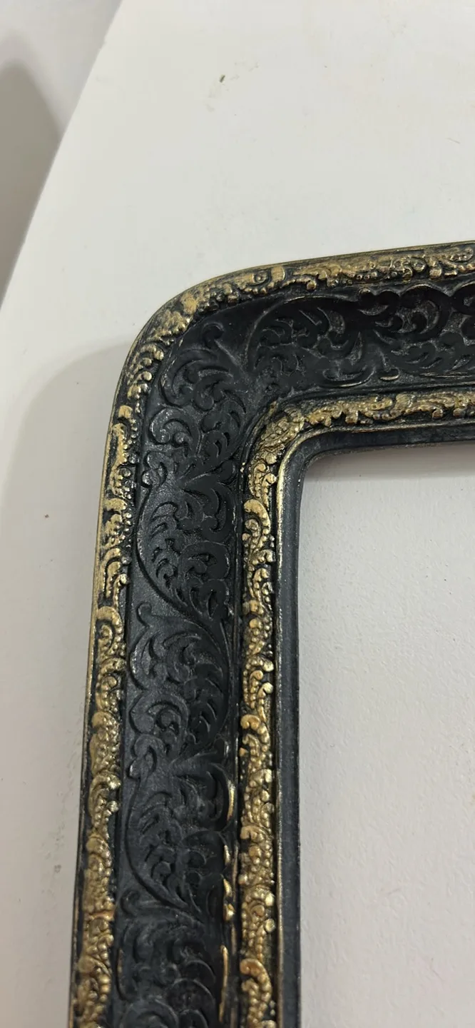 Black & Gold Ornate Picture Frame thumbnail