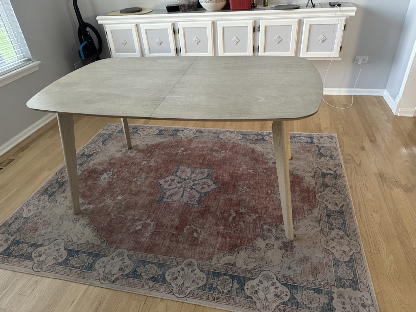 Dining Table - Light Wood - photo 4