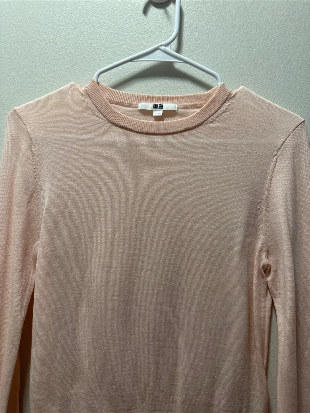 Uniqlo Pink Long Sleeve Top - Size M thumbnail
