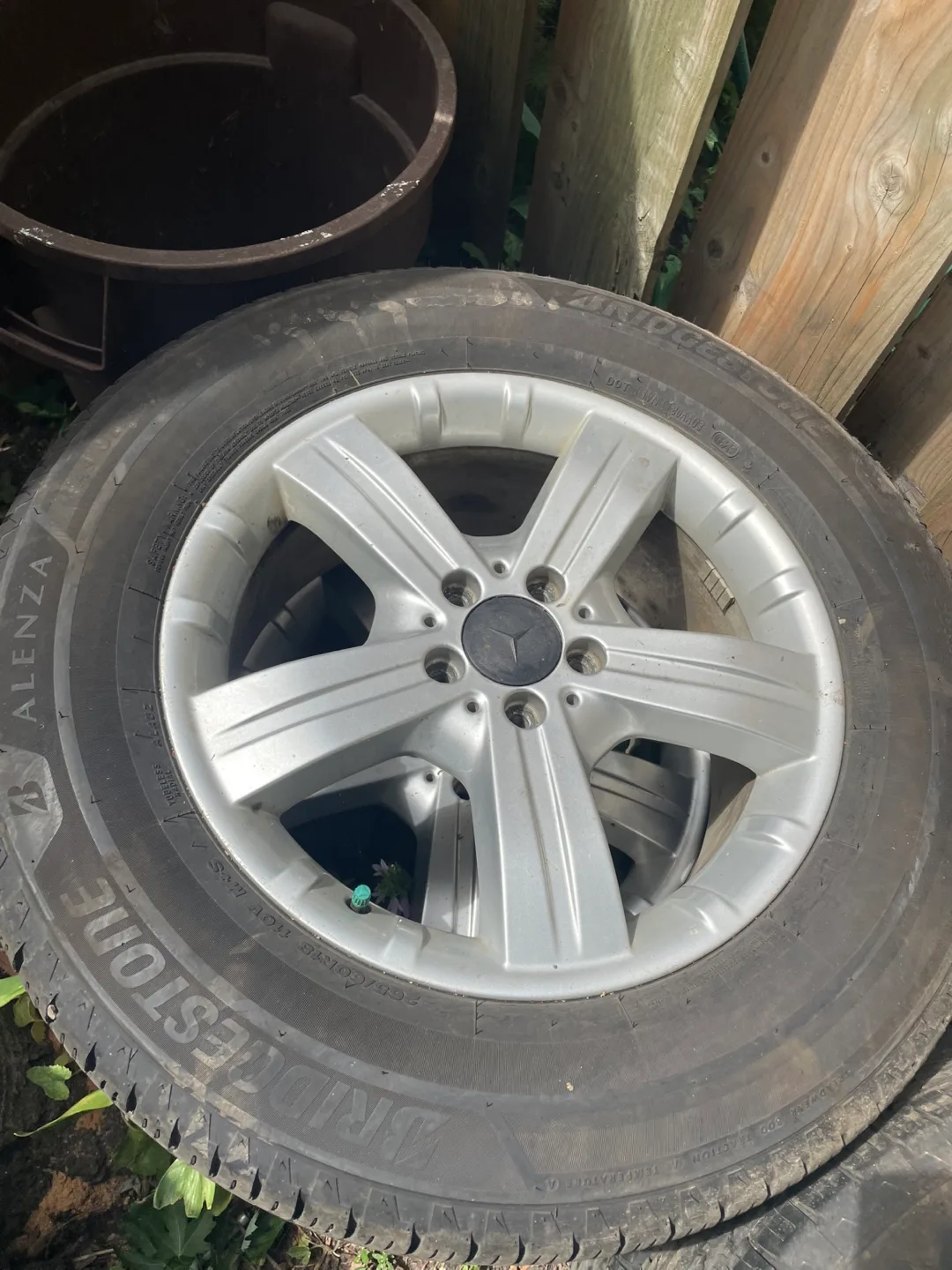 Bridgestone Alenza 265/60R18 Tires - Set of 4 thumbnail