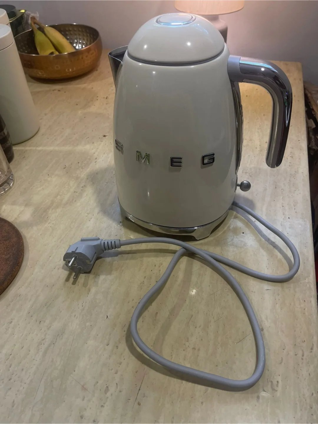 Smeg Kettle - Cream thumbnail