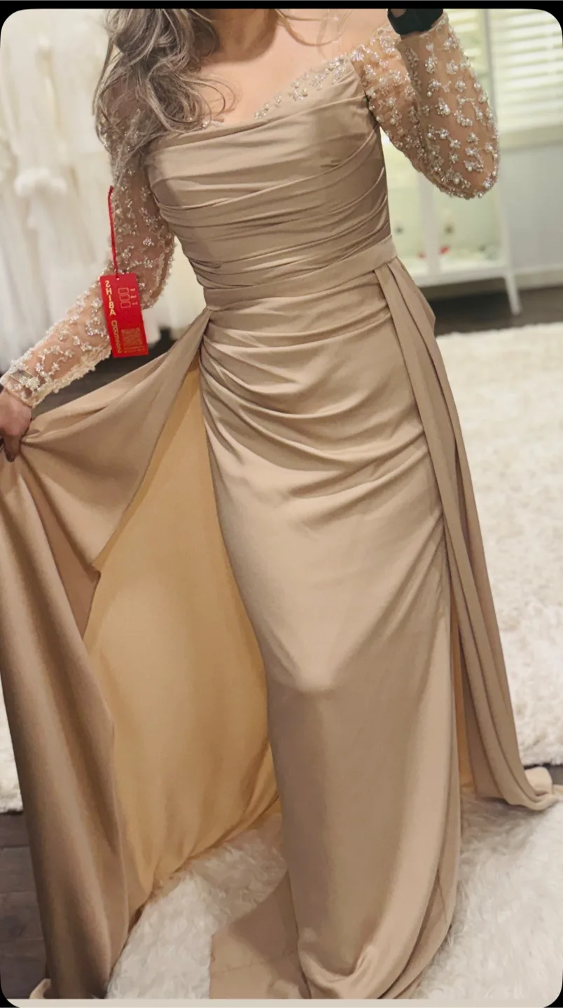 Global Bridal House Formal Gown thumbnail