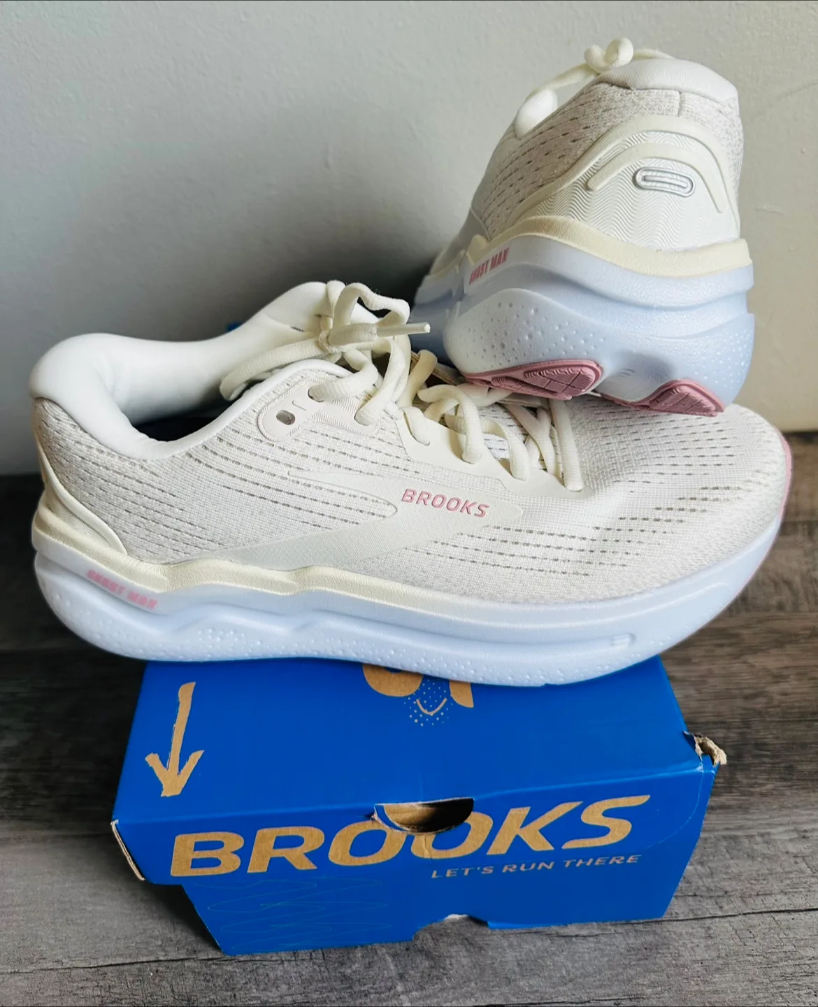 Brooks Ghost Max 2 (NEW) thumbnail
