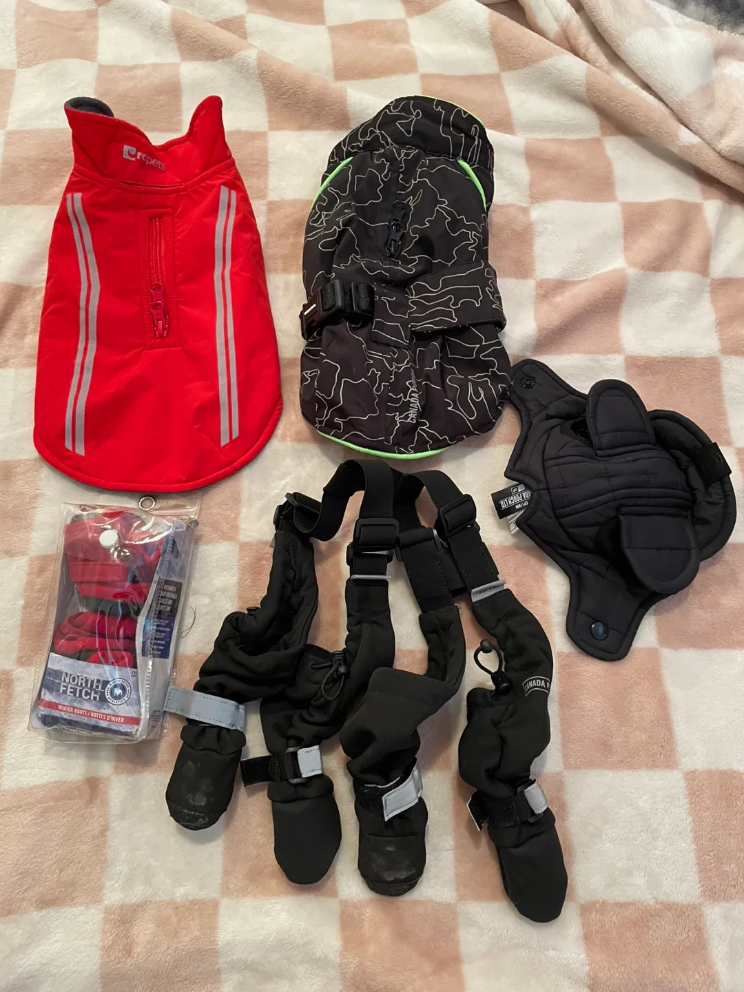 XS (Chihuahua/Yorkie) Dog Accessories Lot thumbnail