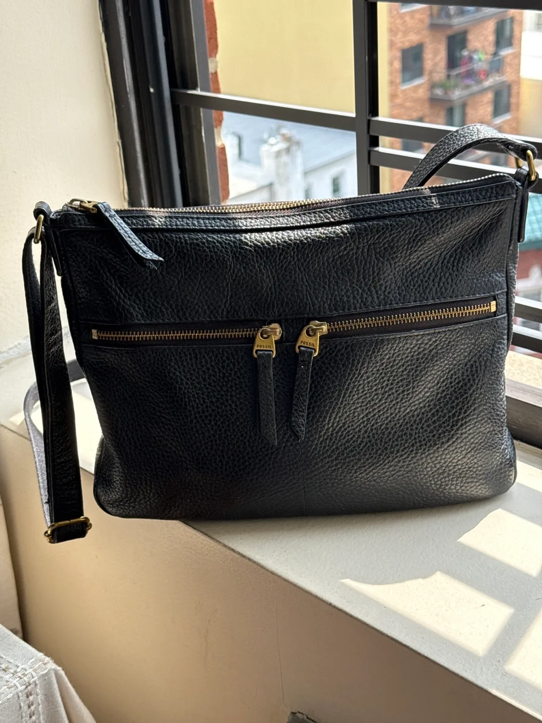 Fossil Black Leather Crossbody Bag thumbnail