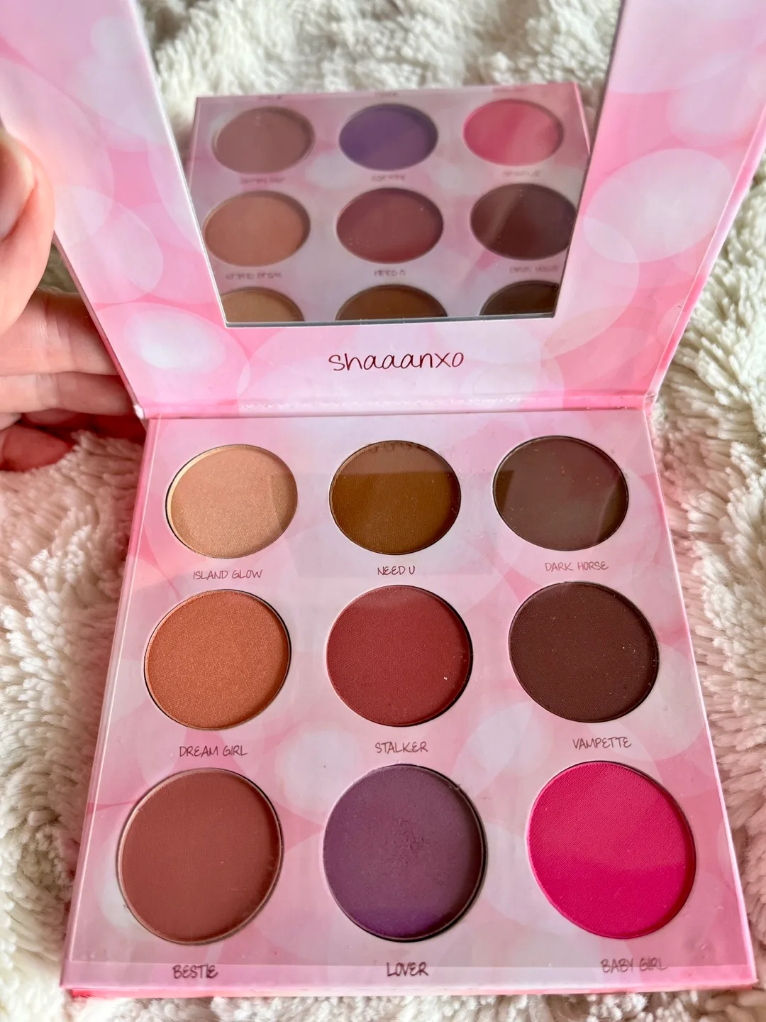 BH Cosmetics Shaaanxo The Remix 18 Color Eyeshadow Palette thumbnail