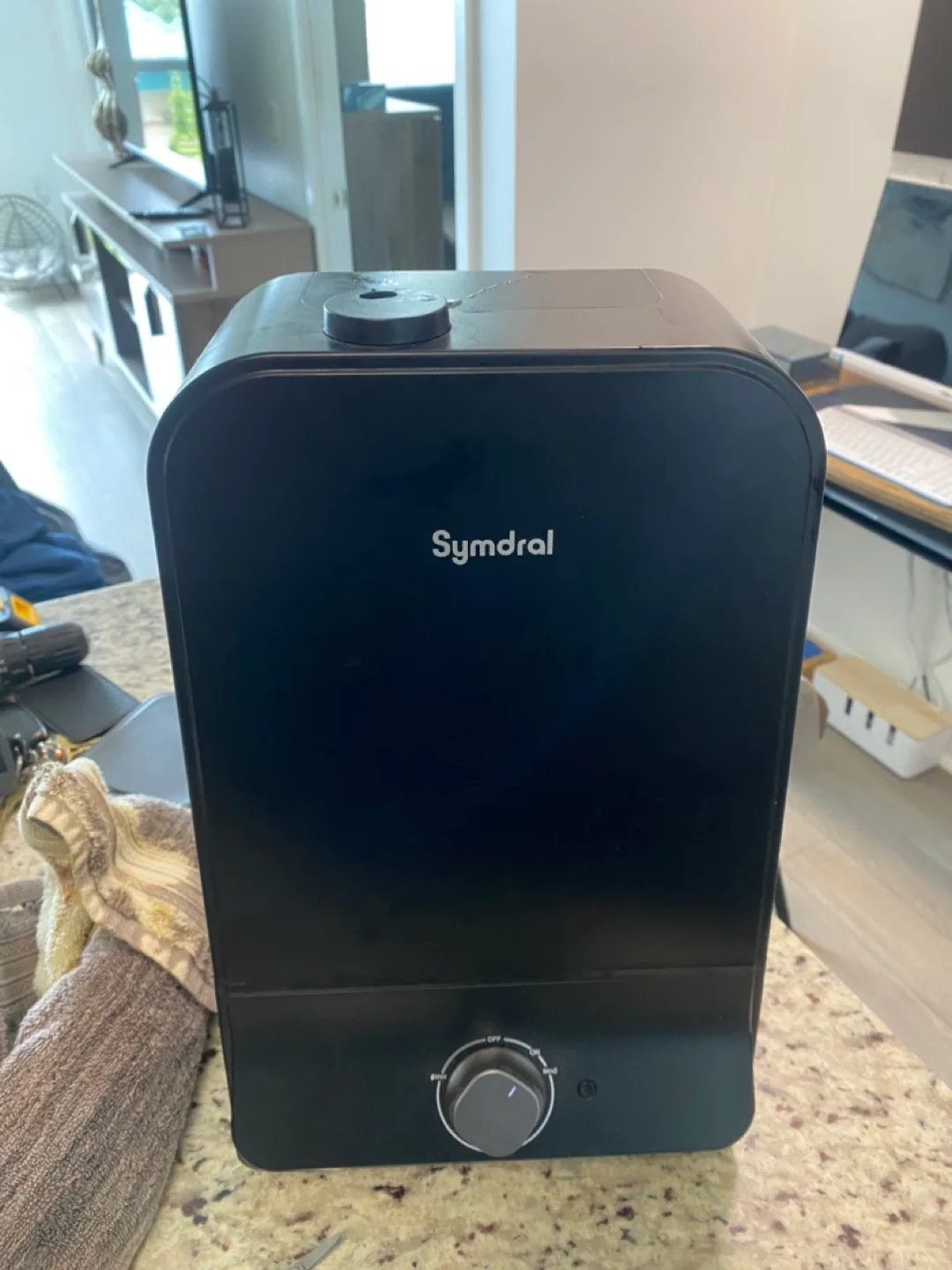 Symdral Black Humidifier thumbnail