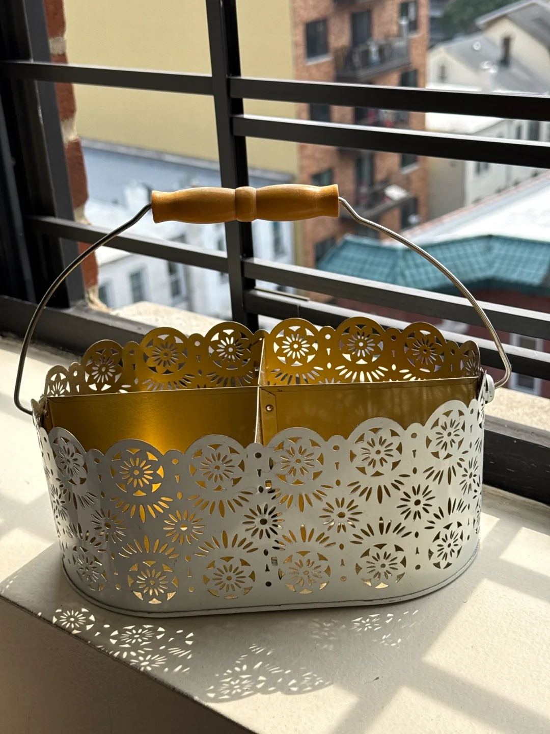 Metal & Wood Handle Divided Basket thumbnail